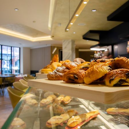 Grand Plaza Hotel & Wellness Ανδόρρα λα Βέγια Εξωτερικό φωτογραφία The interior of the restaurant
