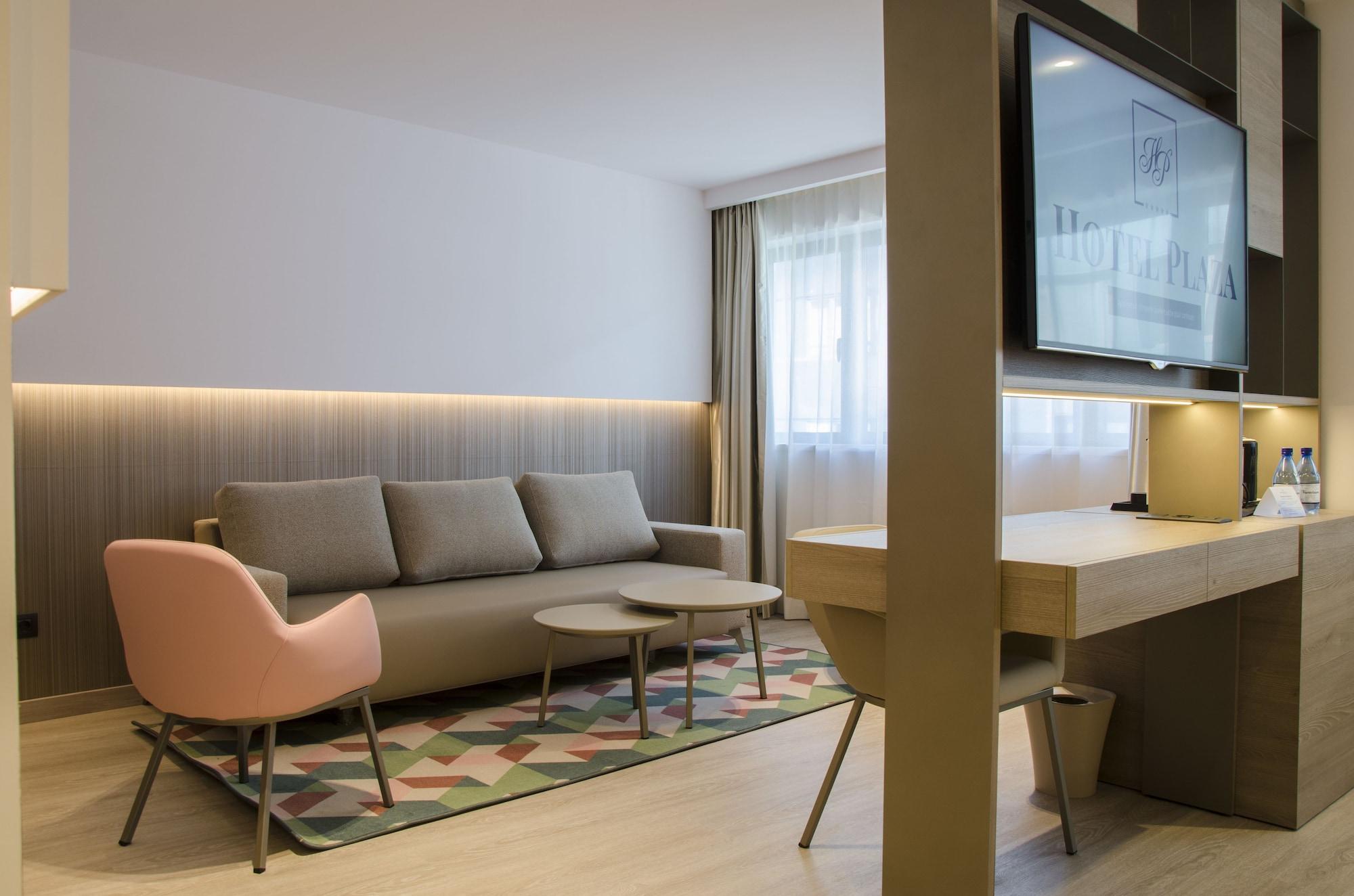Grand Plaza Hotel & Wellness Ανδόρρα λα Βέγια Εξωτερικό φωτογραφία A suite at the hotel