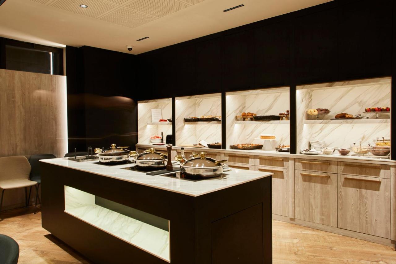 Grand Plaza Hotel & Wellness Ανδόρρα λα Βέγια Εξωτερικό φωτογραφία The buffet at the lounge