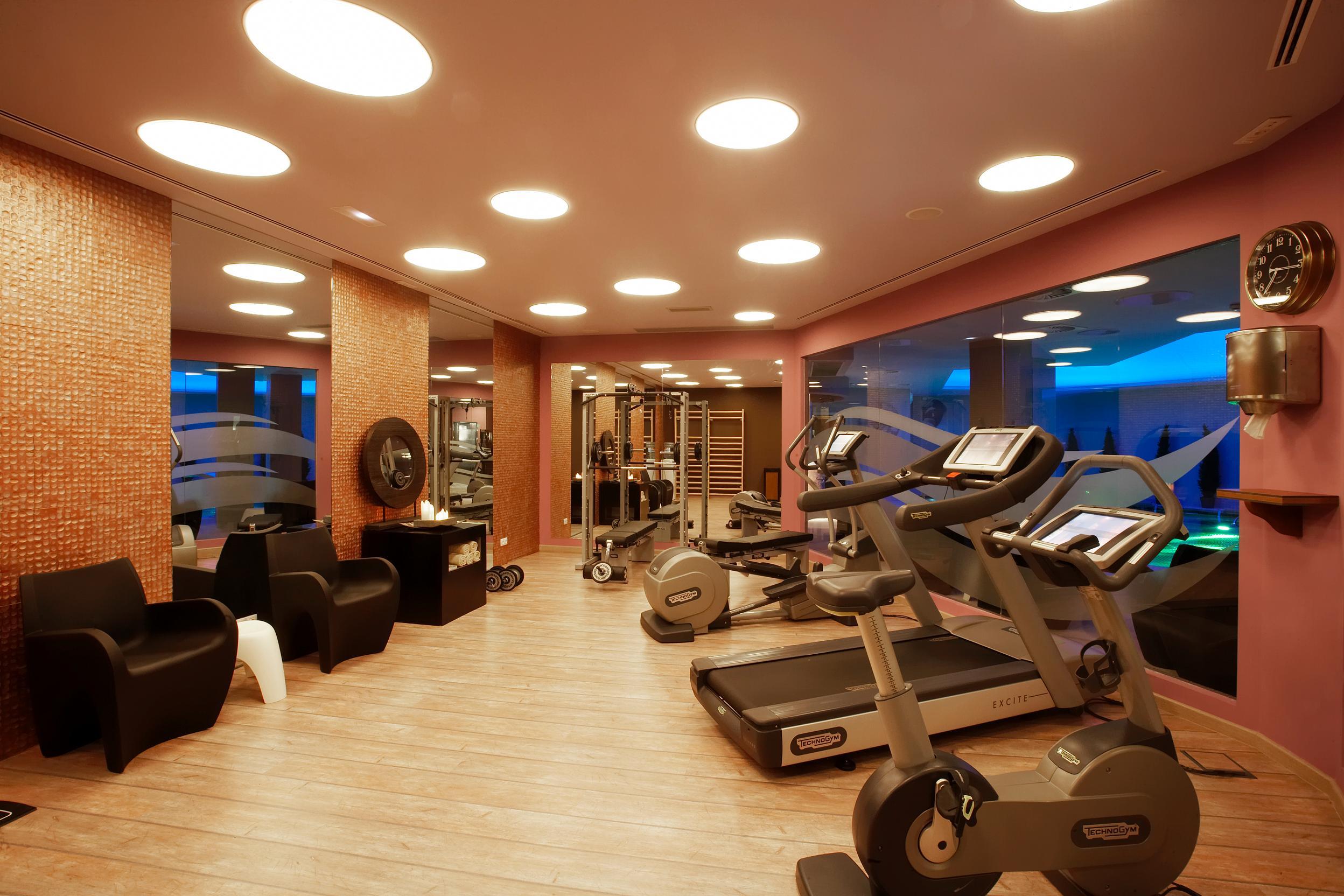 Grand Plaza Hotel & Wellness Ανδόρρα λα Βέγια Εξωτερικό φωτογραφία The gym at the hotel